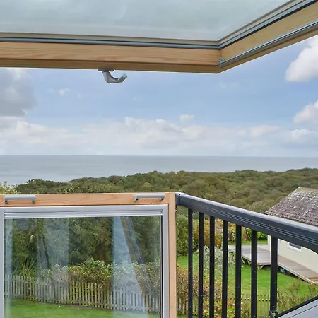 Holiday home Tigh Na Mara *